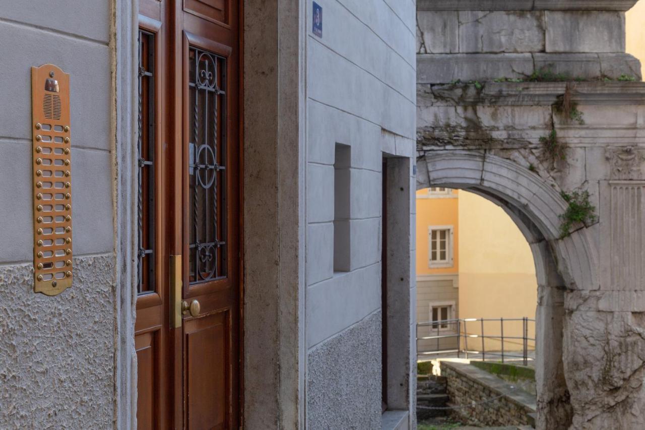 Casa Vacanze Penelope In Centro Storico Τεργέστη Εξωτερικό φωτογραφία